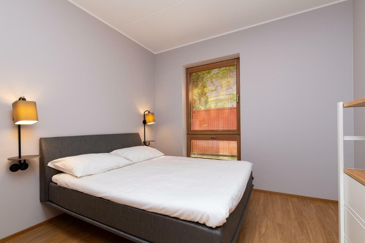 Self-Check-In 2 Bedroom Apartment With A Terrace And Free Parking Tallinn Ngoại thất bức ảnh